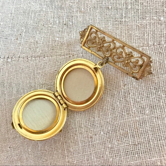 Vintage Locket Designer Miriam Haskell Keepsake - Picture 7 of 8